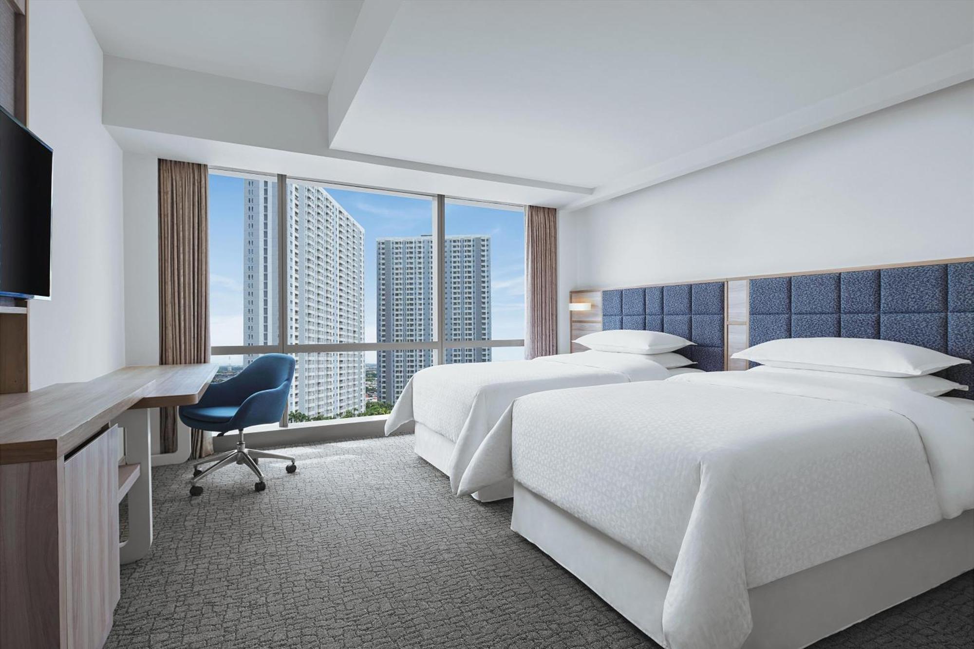 Four Points By Sheraton Surabaya, Pakuwon Indah Экстерьер фото