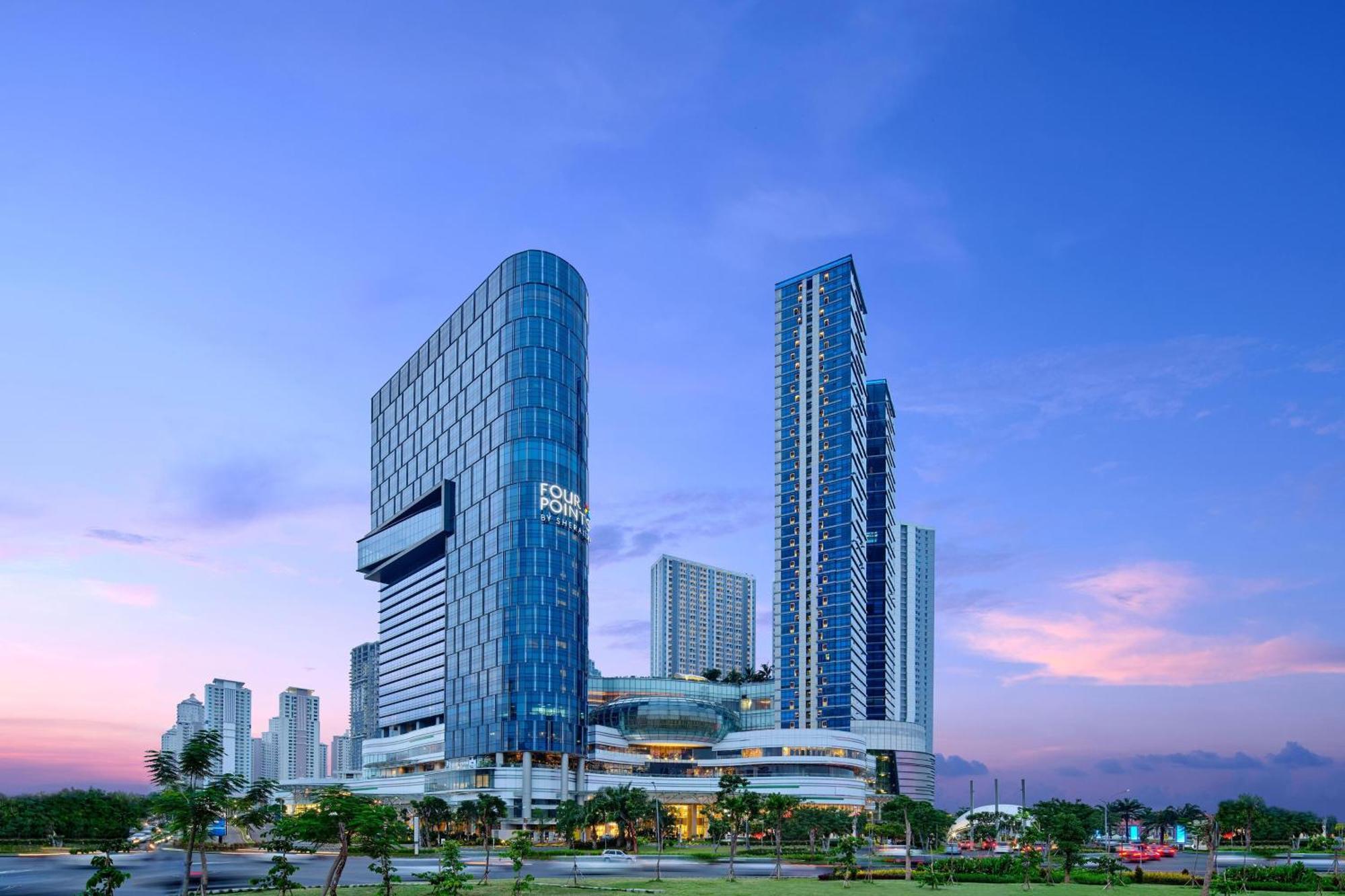 Four Points By Sheraton Surabaya, Pakuwon Indah Экстерьер фото