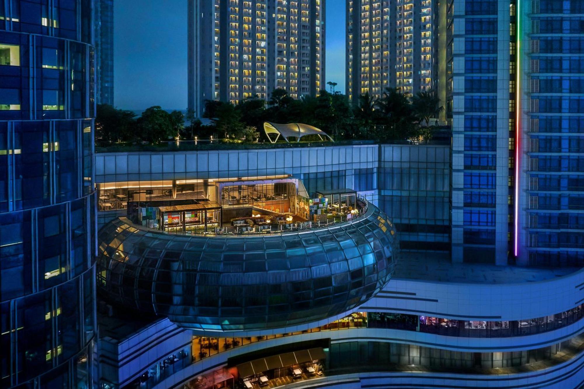 Four Points By Sheraton Surabaya, Pakuwon Indah Экстерьер фото