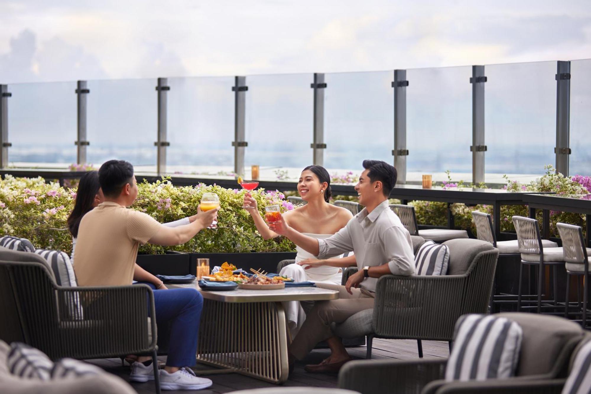 Four Points By Sheraton Surabaya, Pakuwon Indah Экстерьер фото